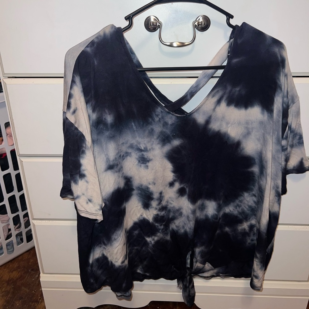 Blue tie dye blouse